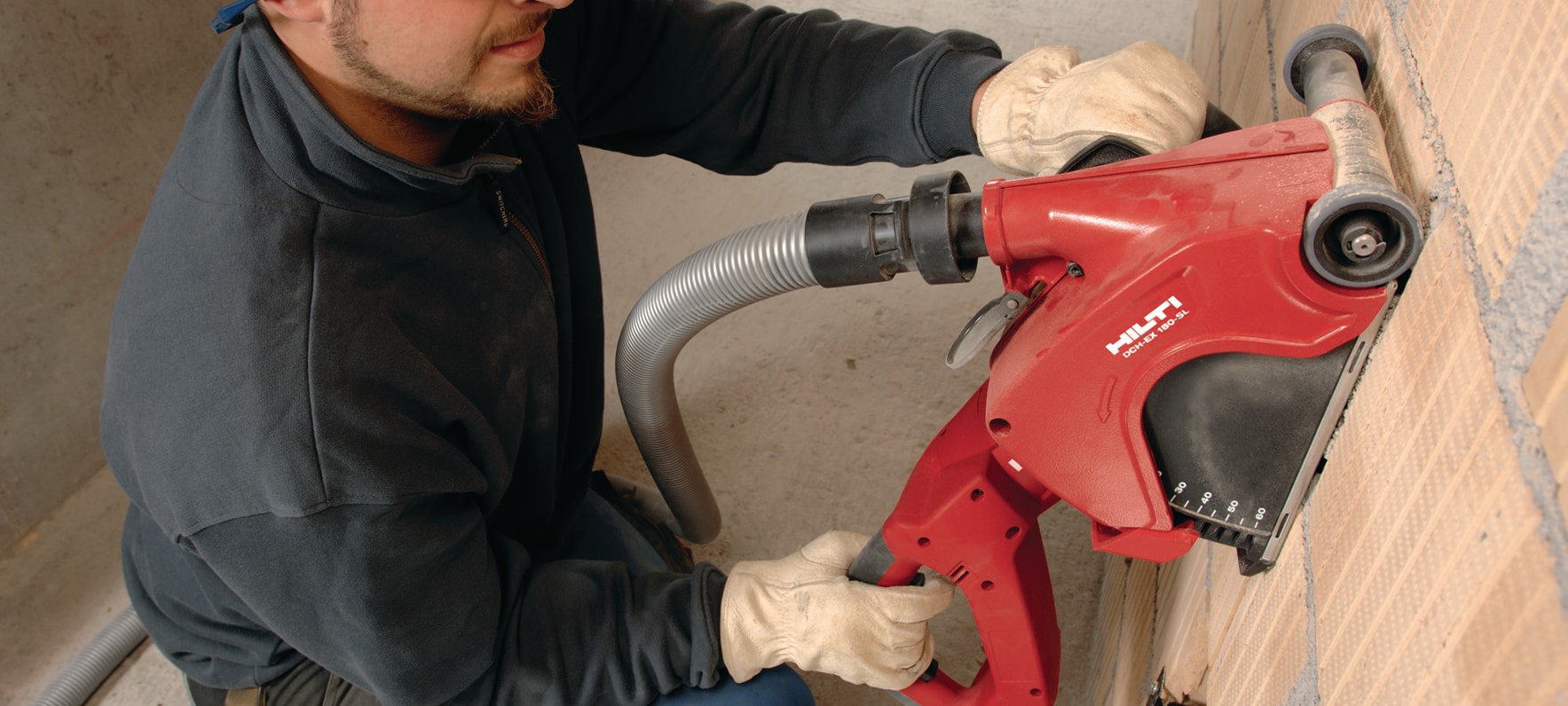 Hilti wall chaser with 2024 dust extractor